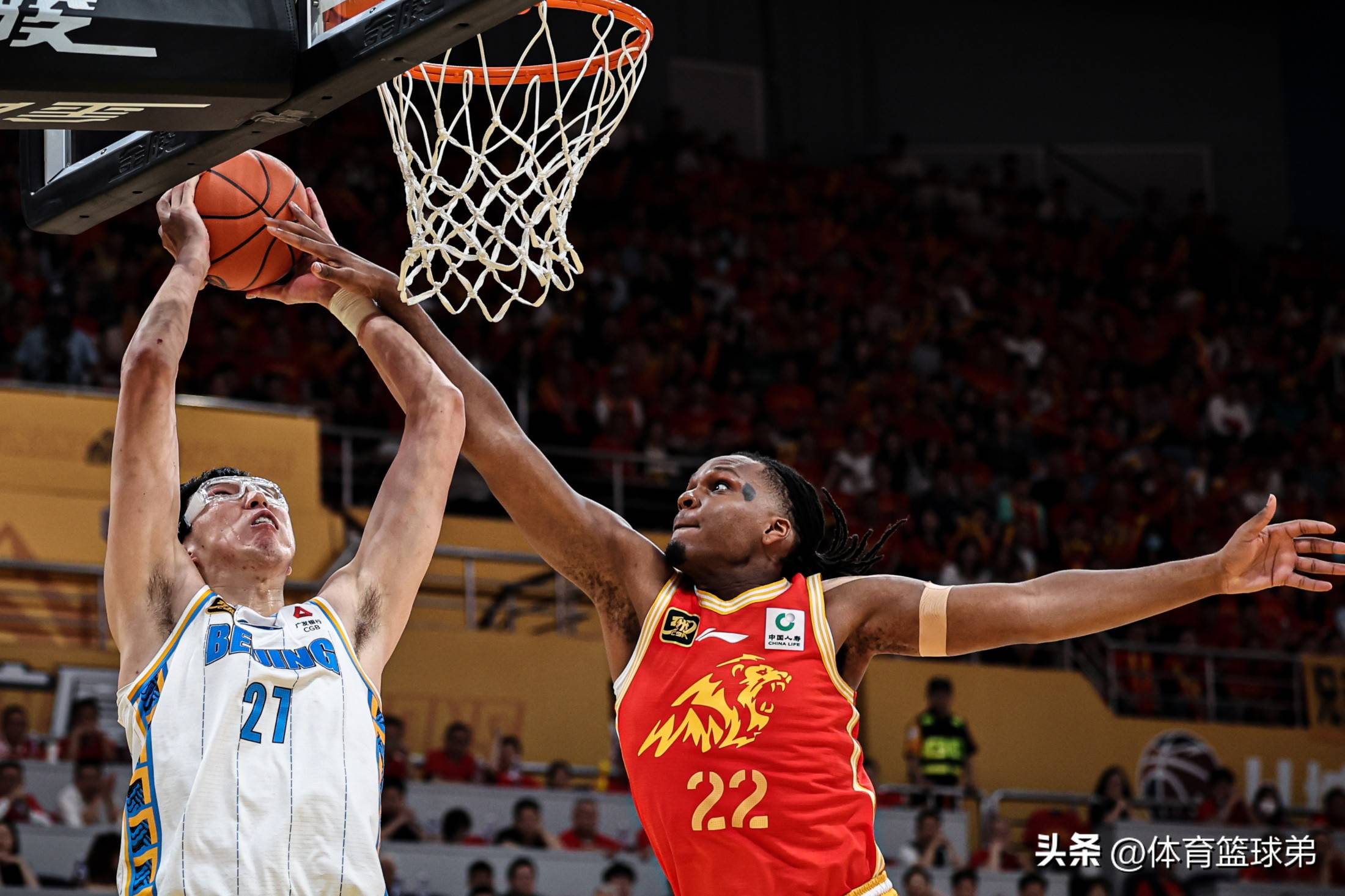 武汉男篮面临困境，寻求突破的简单介绍